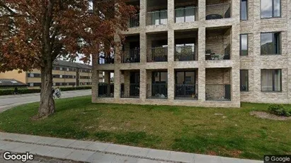 Lejligheder til leje i Frederikssund - Foto fra Google Street View Lejligheder til leje i Frederikssund - Foto fra Google Street View