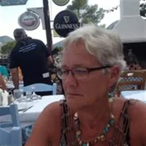Charlotte søger lejlighed til leje i Humlebæk, Gilleleje eller Fredensborg